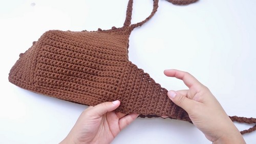 Beautiful Crochet Bralette Pattern 7