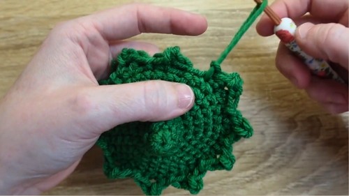 Beautiful Crochet Flower Pattern 6