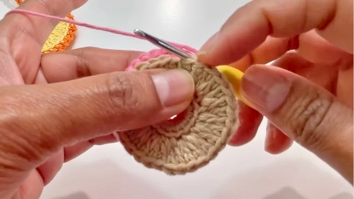 Beautiful Crochet Keychain Pattern 5