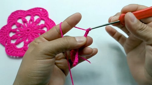 Beautiful Crochet Scarf Pattern 2