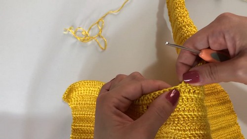 Beautiful Crochet Top Pattern 4