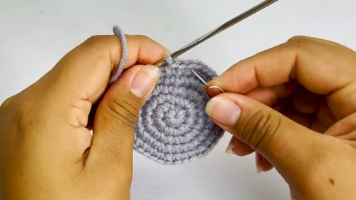 Beautiful Crochet Wolf Hat Pattern 2