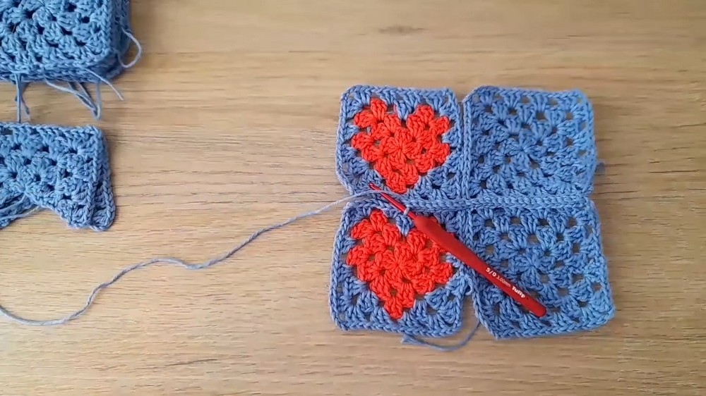 Crochet Granny Heart Bag
