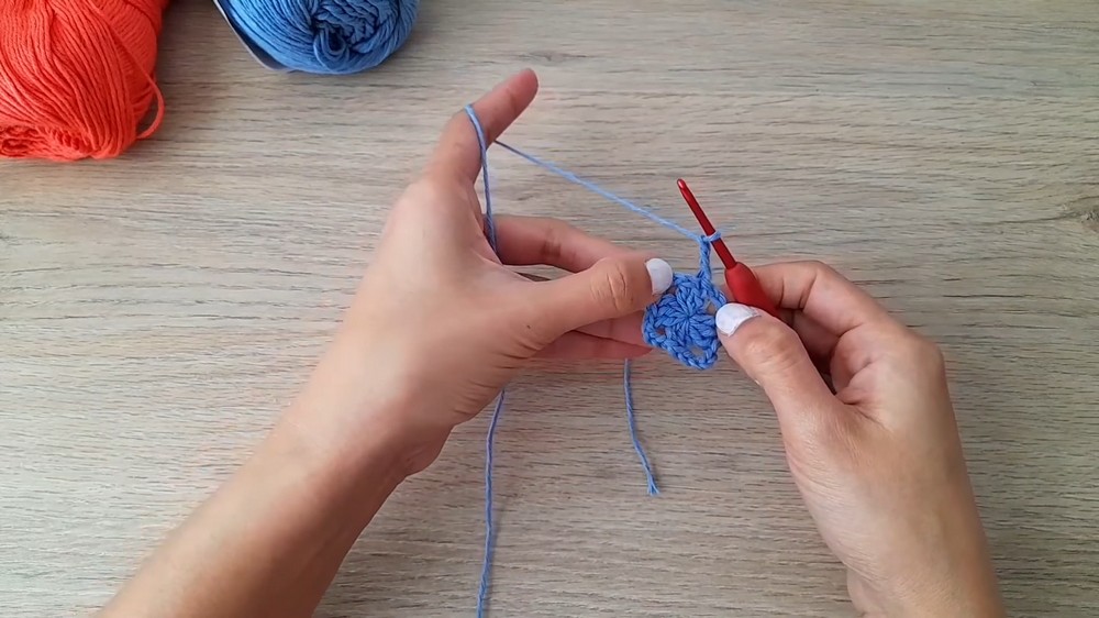 Crochet Granny Heart Bag