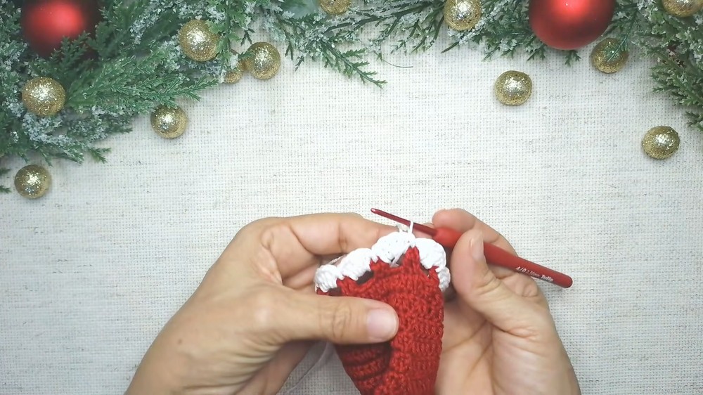 Crochet Drawstring Pouch
