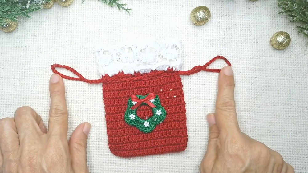 Crochet Drawstring Pouch