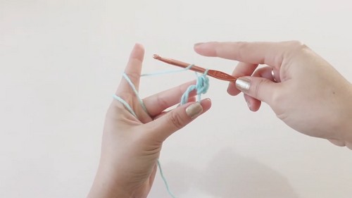 Crochet Baby Bandana Bib Pattern 2