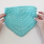 Crochet Baby Bandana Bib Pattern 9