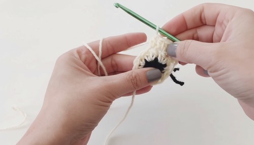 Crochet Bear Neck warmer Pattern 7