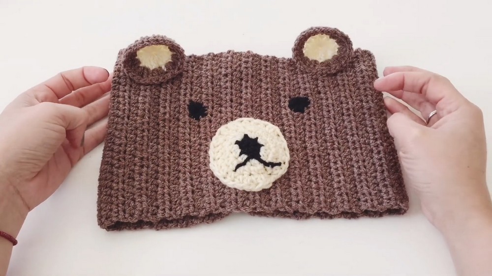 Crochet Bear Neck warmer Pattern 9