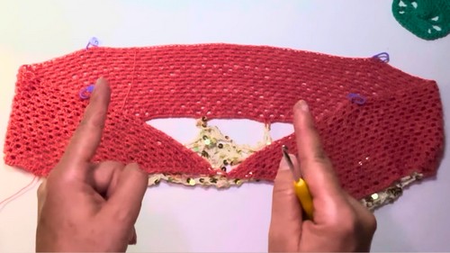 Crochet Blouse With Round Yoke Pattern 5