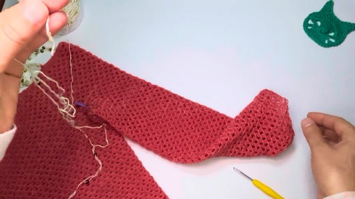 Crochet Blouse With Round Yoke Pattern 6