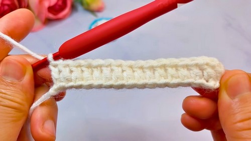 Crochet Bobtail Cat Scarf Pattern 2