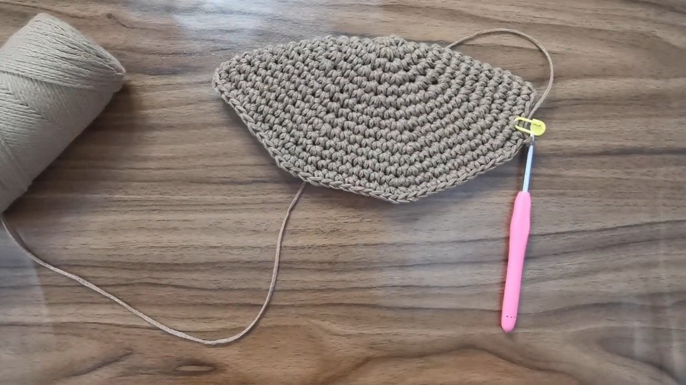 Crochet Bucket Hat With Bow