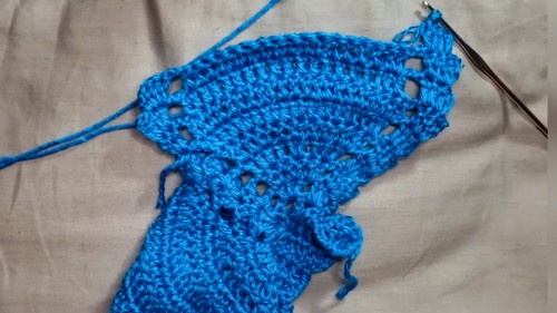 Crochet Butterfly Shaped Top Pattern 6