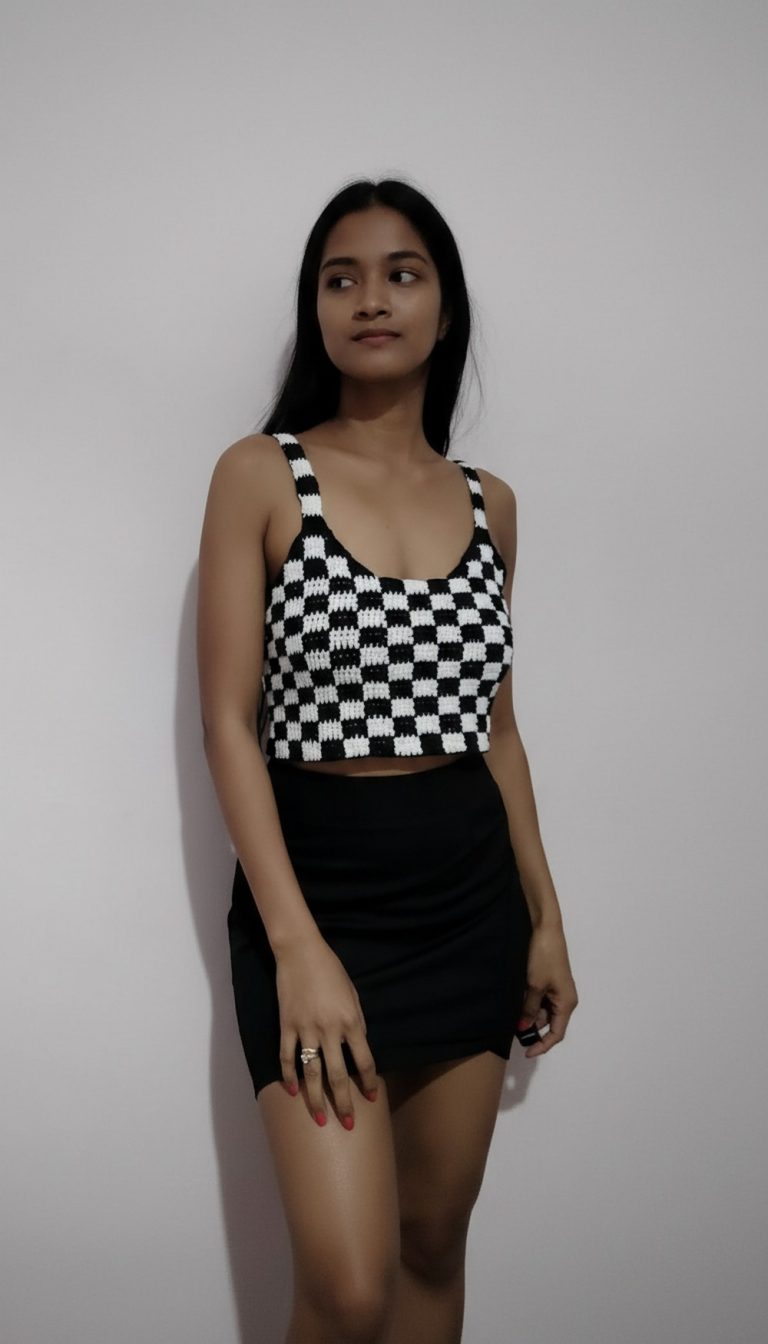 Checkered Crop Top Pattern – Free Crochet Guide & Tutorial