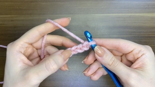 Crochet Checkered Scarf Pattern 1