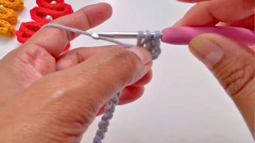 Crochet Christmas Tree Ornament Pattern 2
