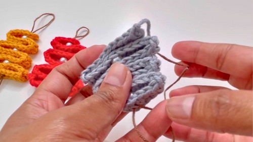 Crochet Christmas Tree Ornament Pattern 5