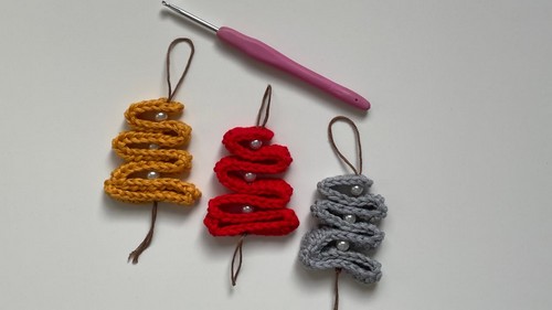 Crochet Christmas Tree Ornament Pattern 7