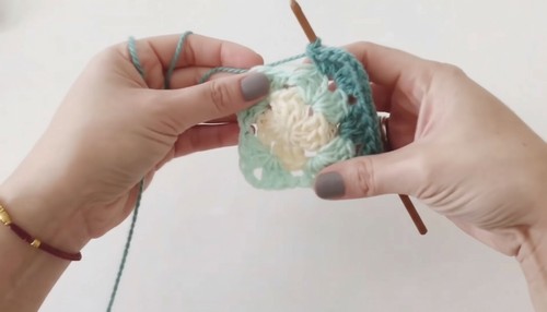 Crochet Colorful Granny Square Pattern 5
