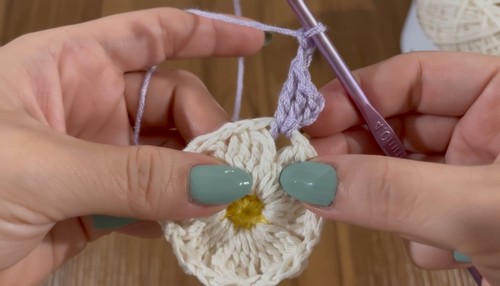 Crochet Daisy Granny Square Top Pattern 3