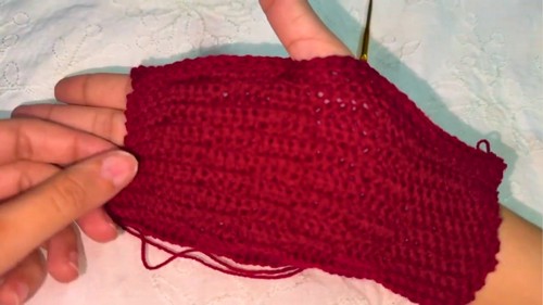Crochet Fingerless Gloves Pattern 6