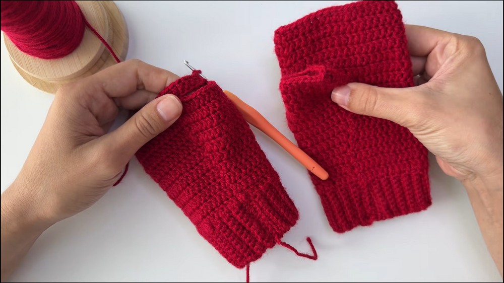 Crochet Fingerless Gloves