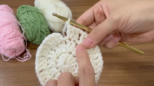 Crochet Flower Bouquet Blanket Pattern 3