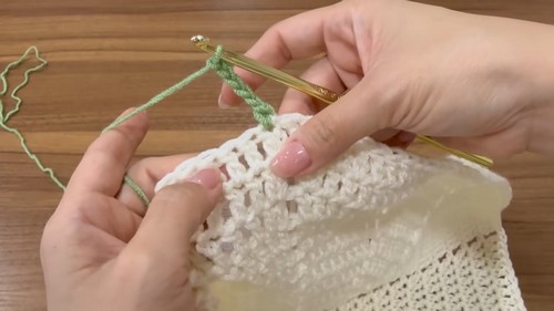 Crochet Flower Bouquet Blanket Pattern 4