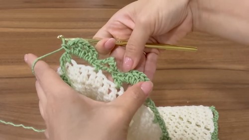 Crochet Flower Bouquet Blanket Pattern 5