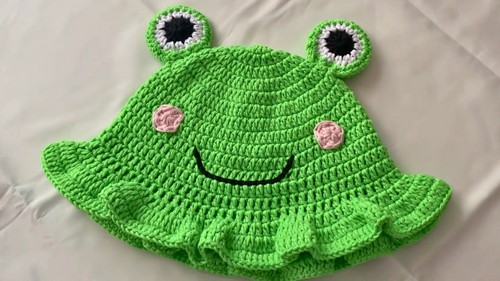 Crochet Frog Bucket Hat Pattern 8