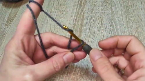 Crochet Fur-Motif Cardigan Pattern 1