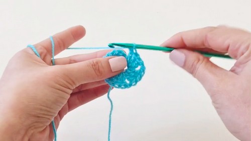 Crochet Granny Pentagon Bunting Pattern 3