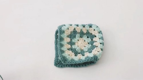 Crochet Granny Square Bonnet Pattern 3