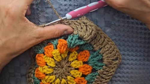 Crochet Granny Square Top Pattern 5
