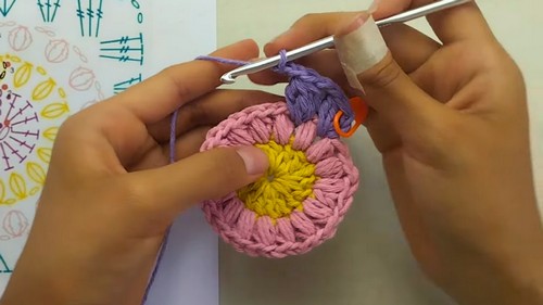 Crochet Granny Squares Bag Pattern 4