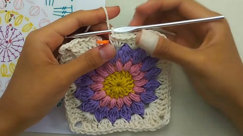 Crochet Granny Squares Bag Pattern 5