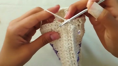 Crochet Granny Squares Bag Pattern 6