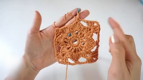 Crochet Granny Squares Cardigan Pattern 3