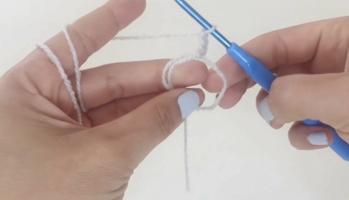 Crochet Granny Style Bandana Pattern 1