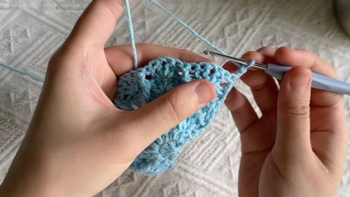 Crochet Mermaid Bikini Top Pattern 5