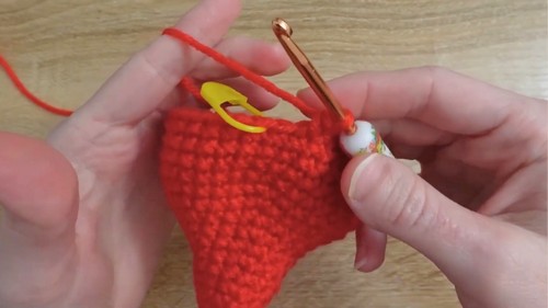 Crochet Mini Santa Doll Pattern 7