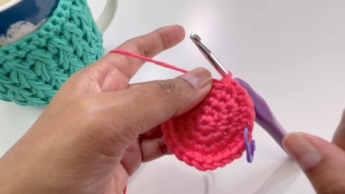 Crochet Mug Warmer With Base Pattern 3