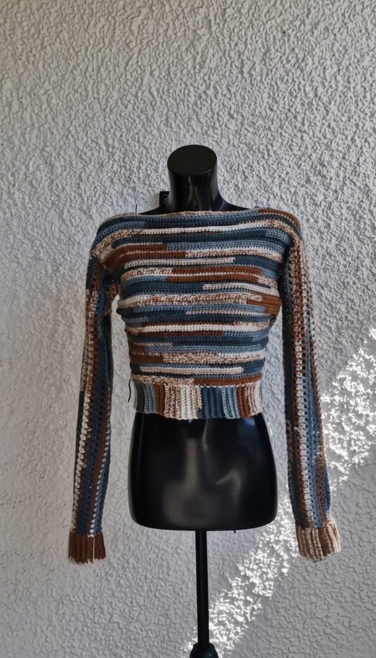 Crochet Open Back Sweater Pattern 10