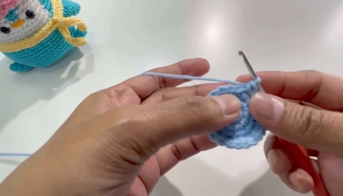 Crochet Penguin Amigurumi Pattern 2