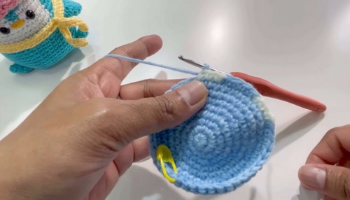 Crochet Penguin Amigurumi Pattern 3
