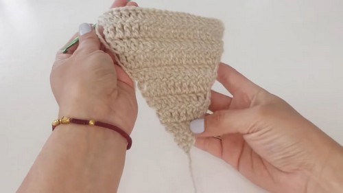 Crochet Pennant Garland Pattern 4