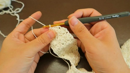 Crochet Puff Sleeve Top Pattern 5