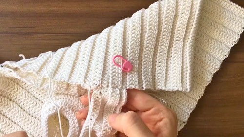 Crochet Summer Crop Top Pattern 7